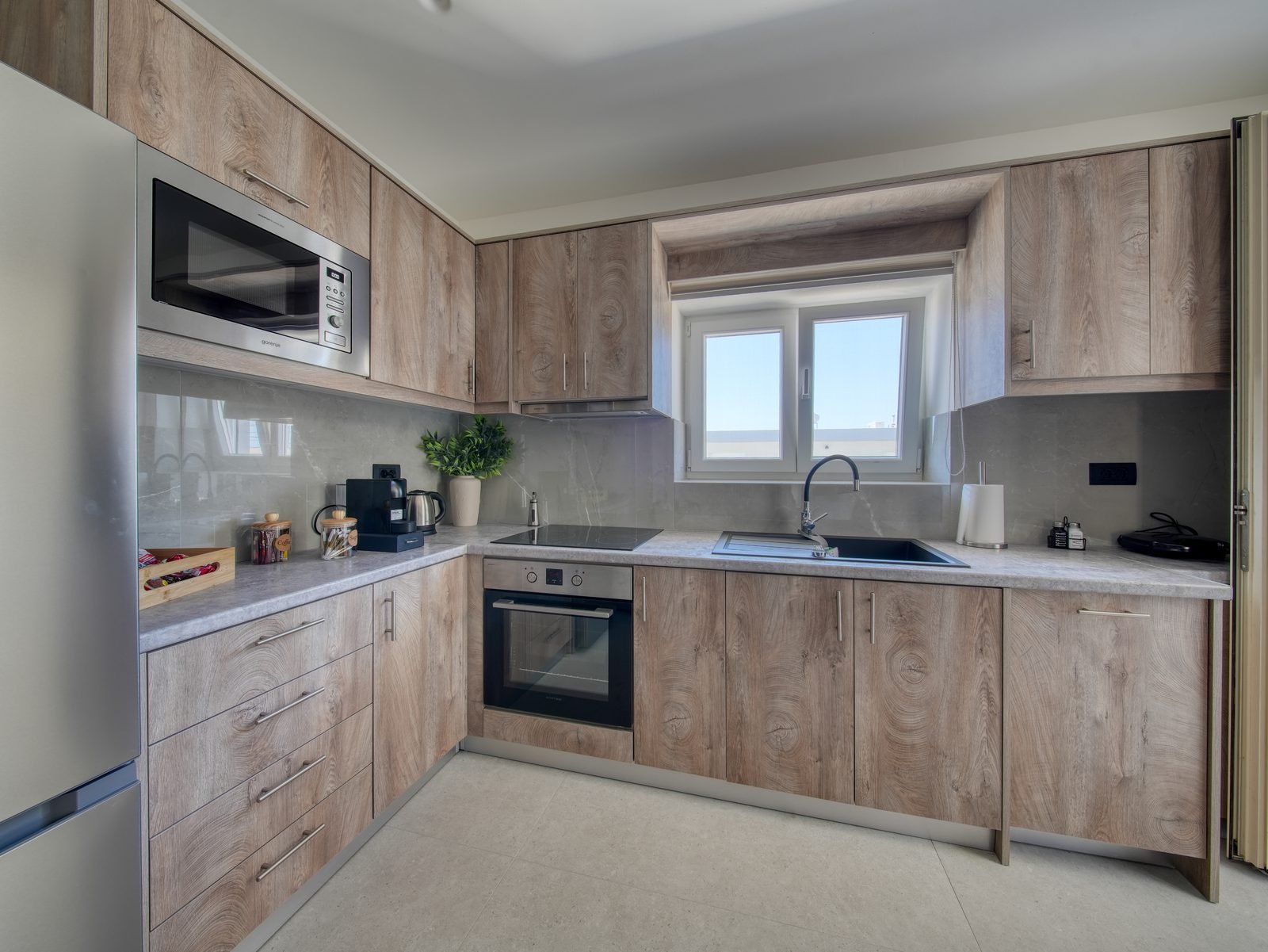 Heritage Loft 2 — kitchen